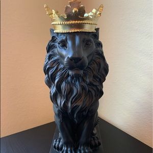 Black/Gold Lion King